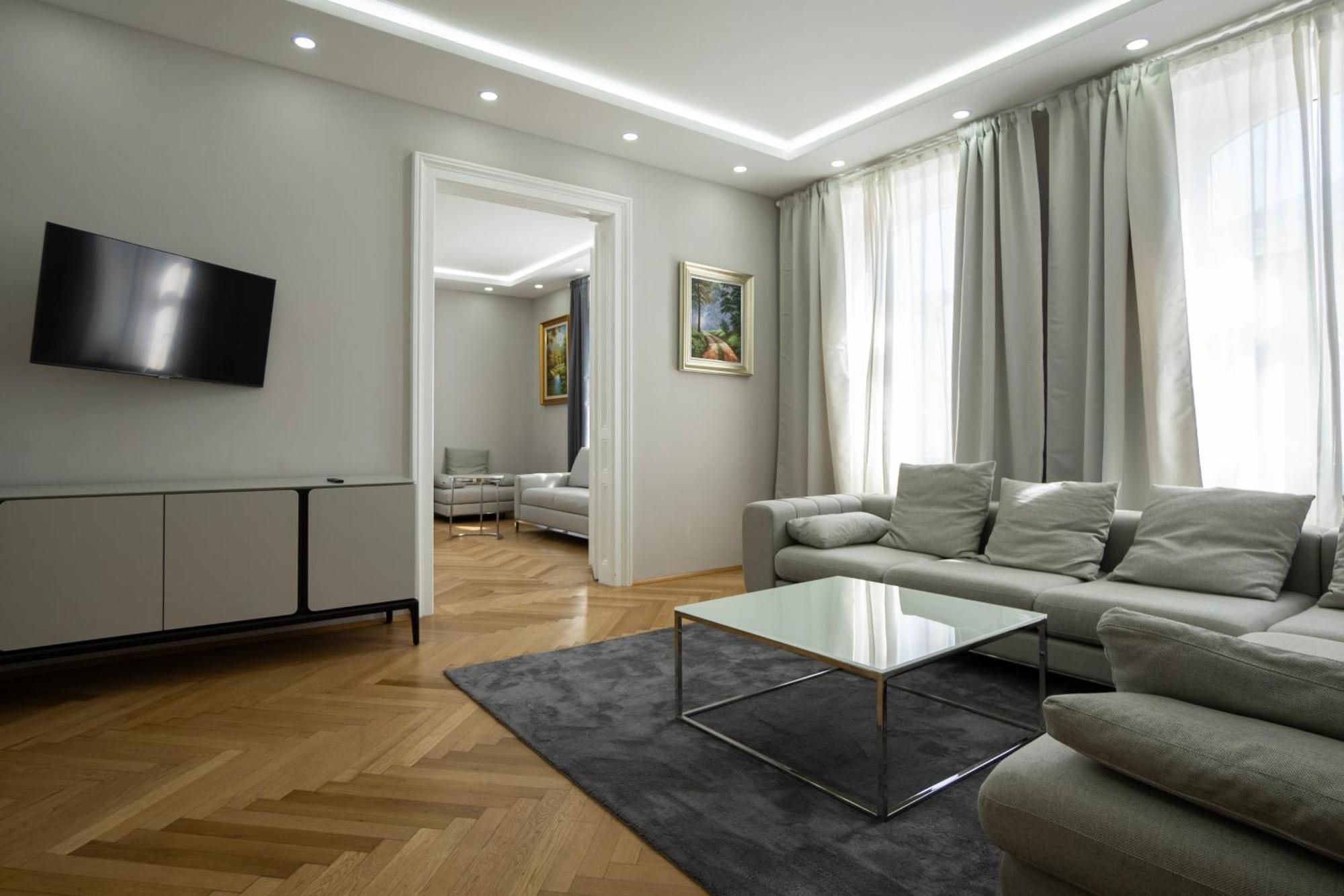 Charming 2-Room Apartment With Balcony, 15 Min To Center Viena Exterior foto